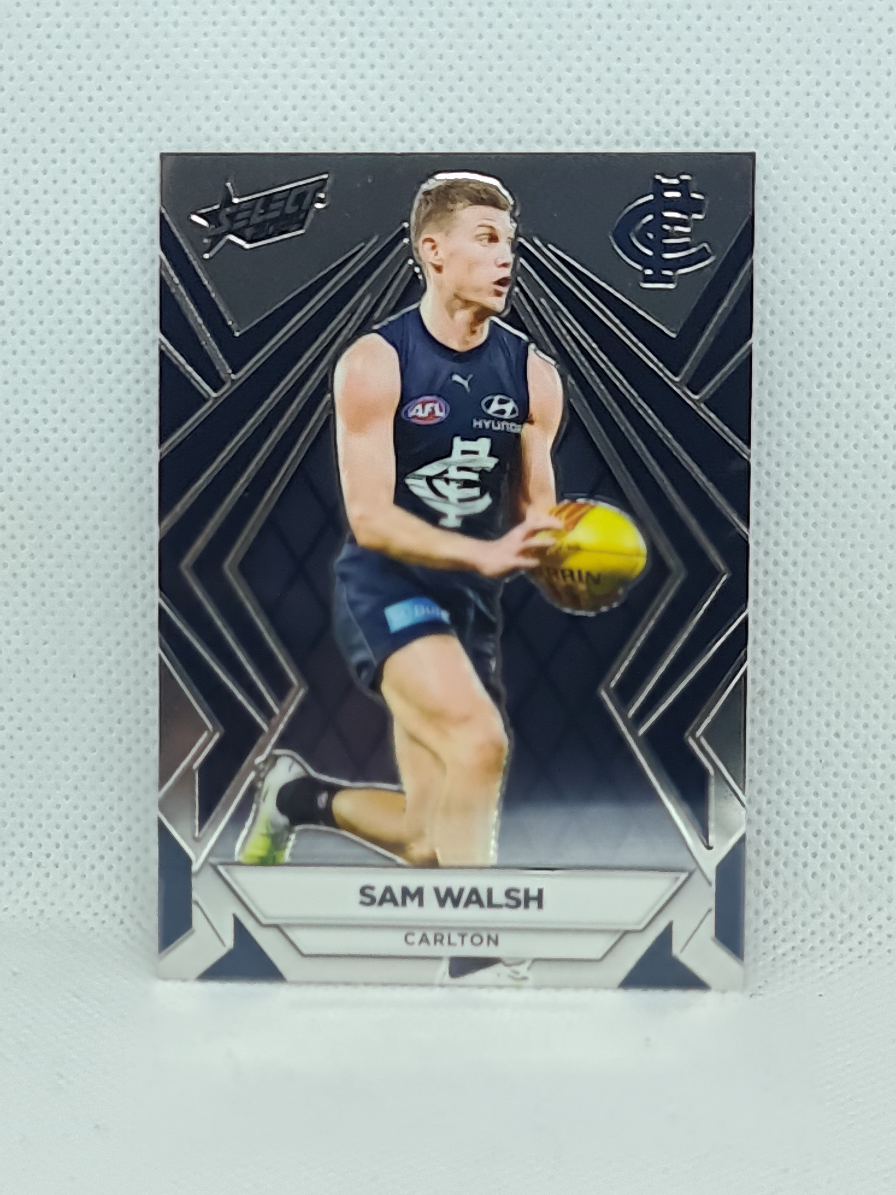 2024 Footy Stars - Luminous Base - L29 - S. Walsh