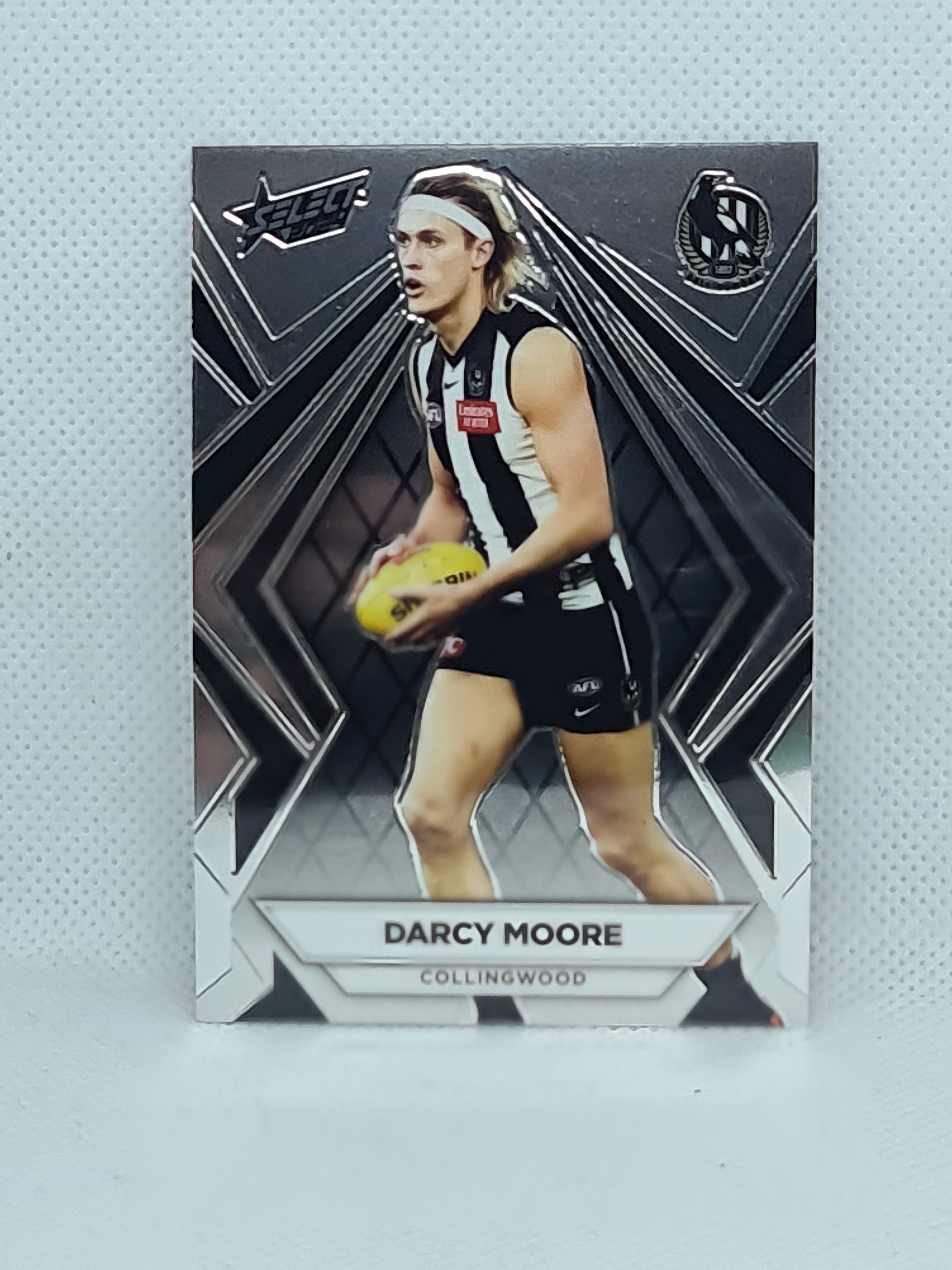 2024 Footy Stars - Luminous Base - L38 - D. Moore