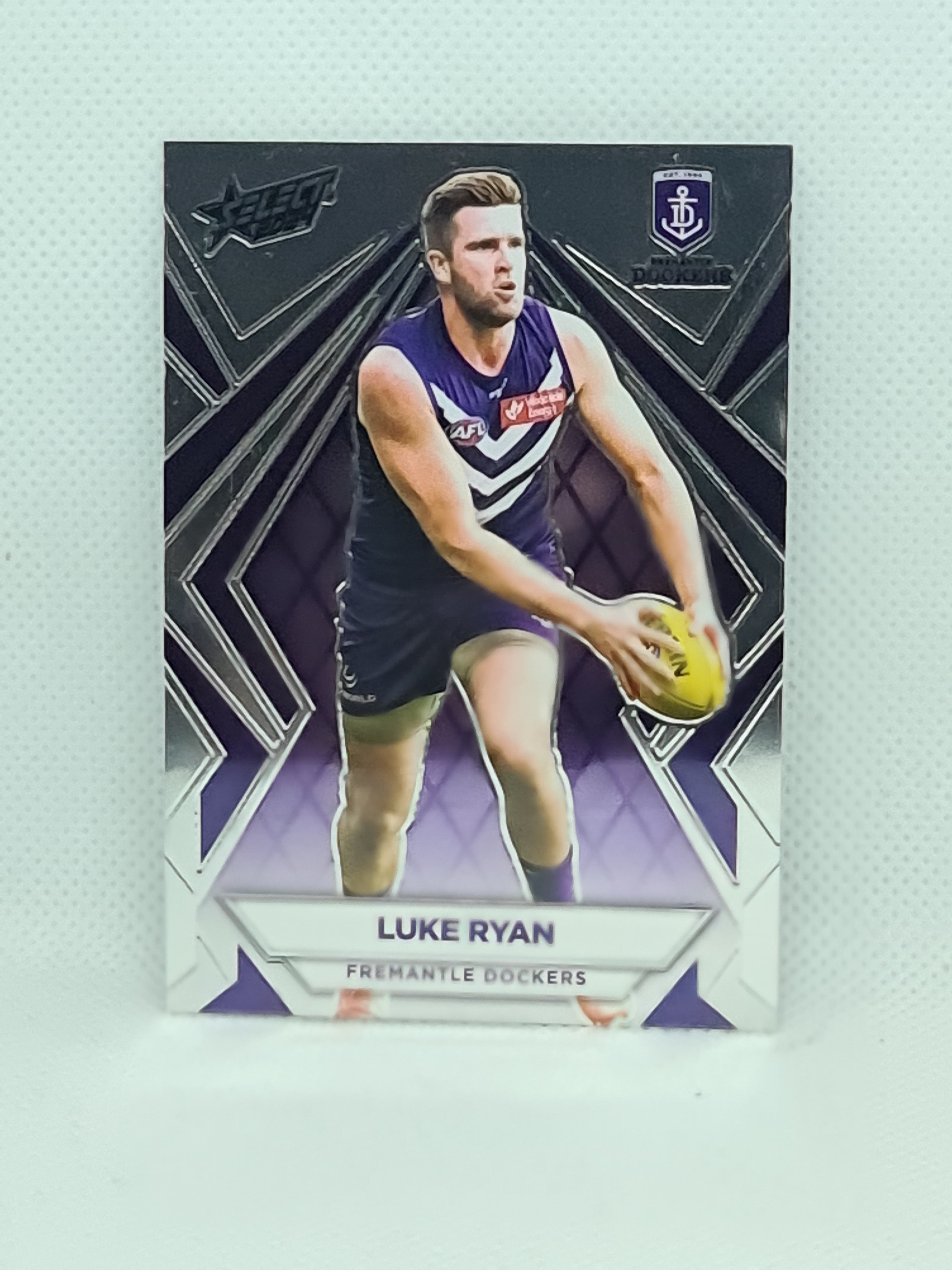 2024 Footy Stars - Luminous Base - L57 - L. Ryan