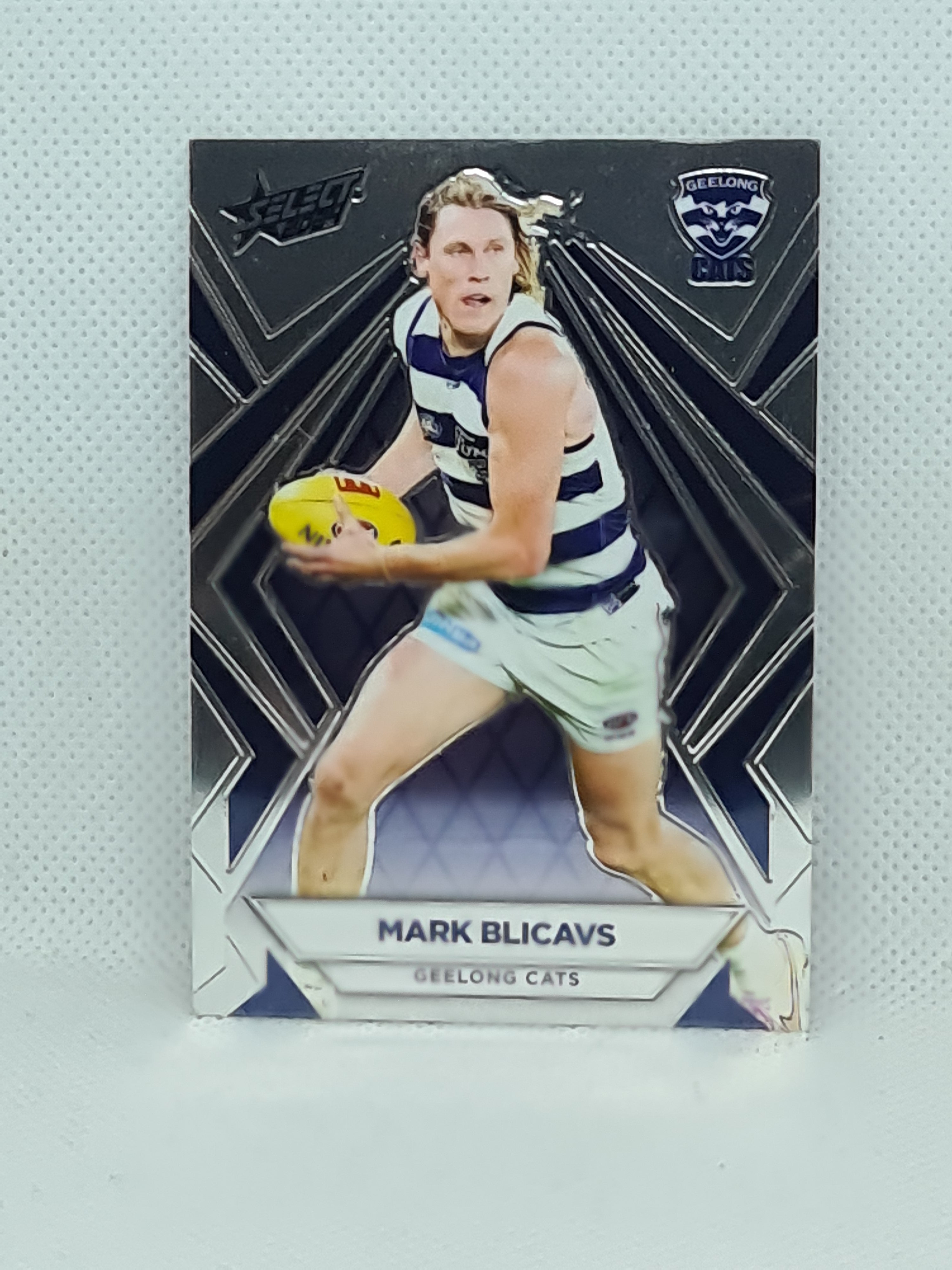 2024 Footy Stars - Luminous Base - L61 - M. Blicavs