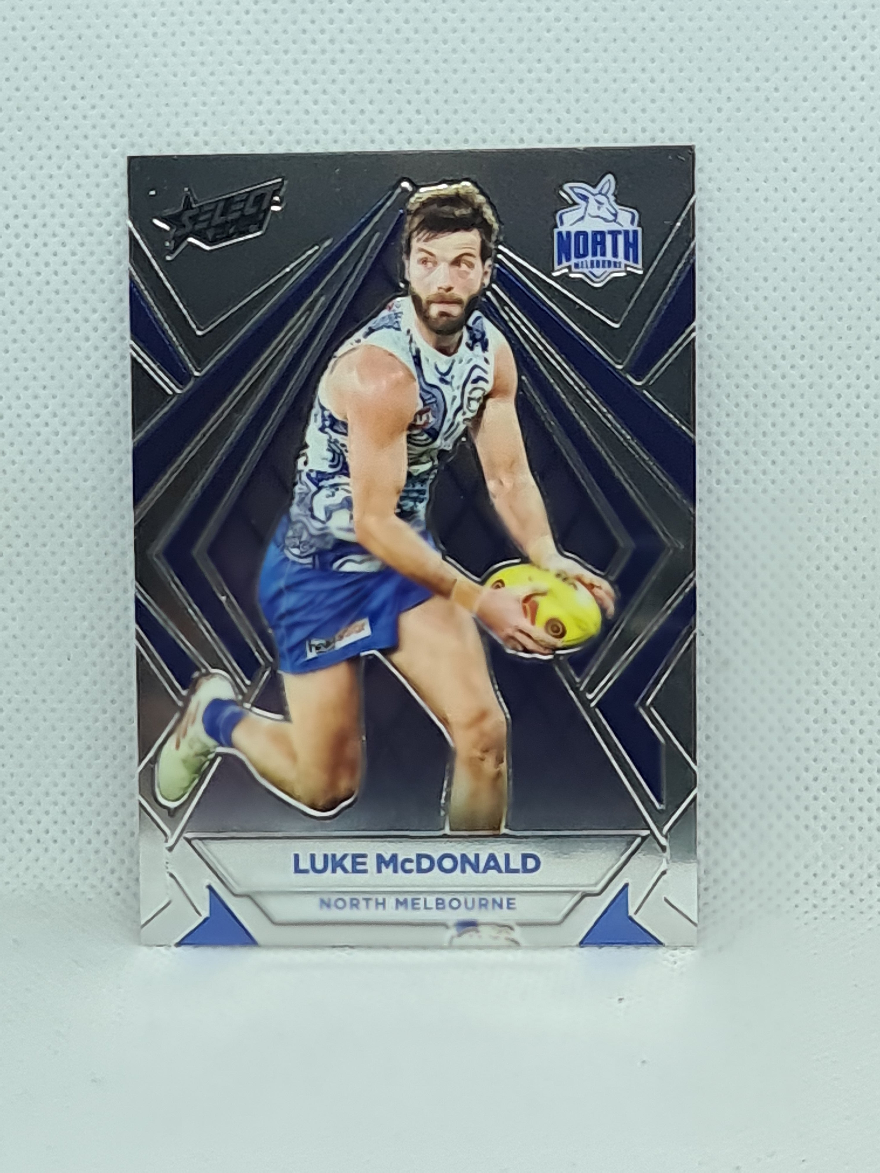 2024 Footy Stars - Luminous Base - L114 - L. McDonald