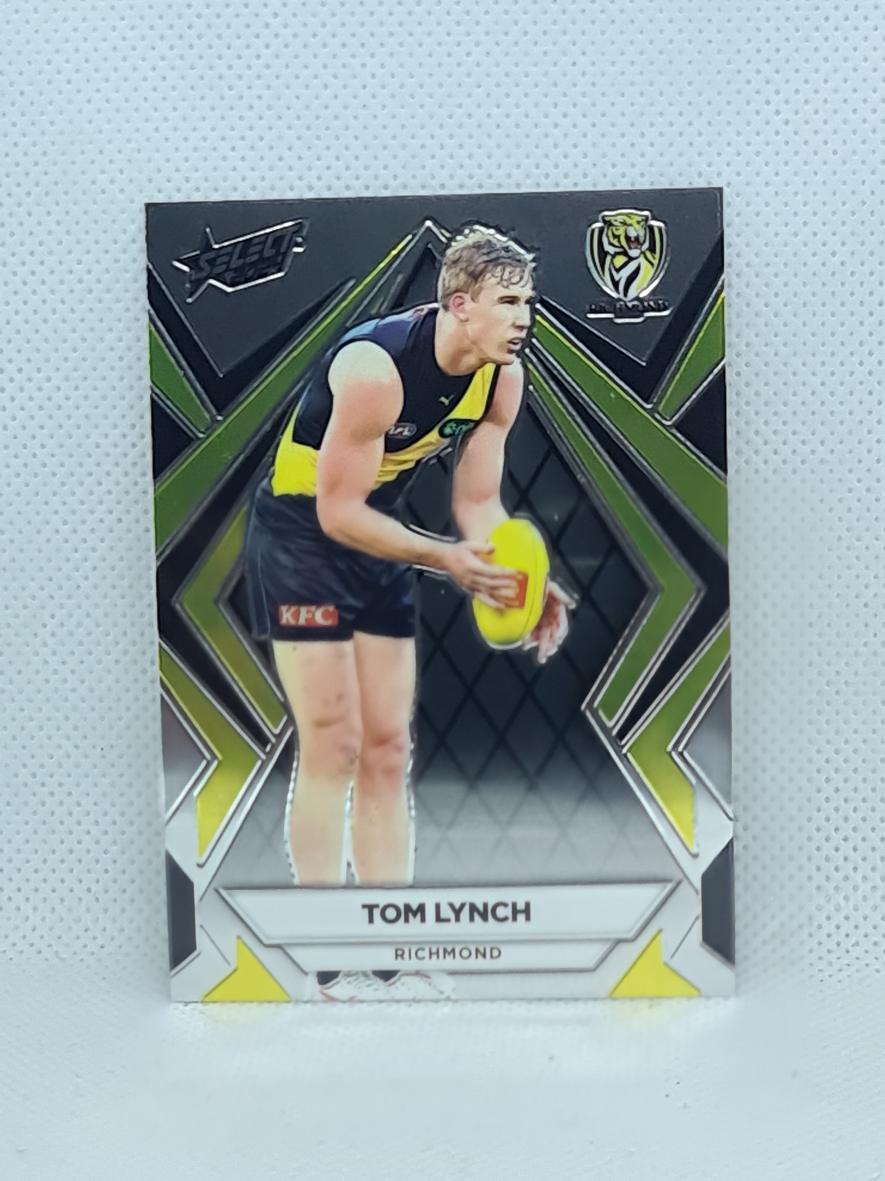 2024 Footy Stars - Luminous Base - L134 - T. Lynch