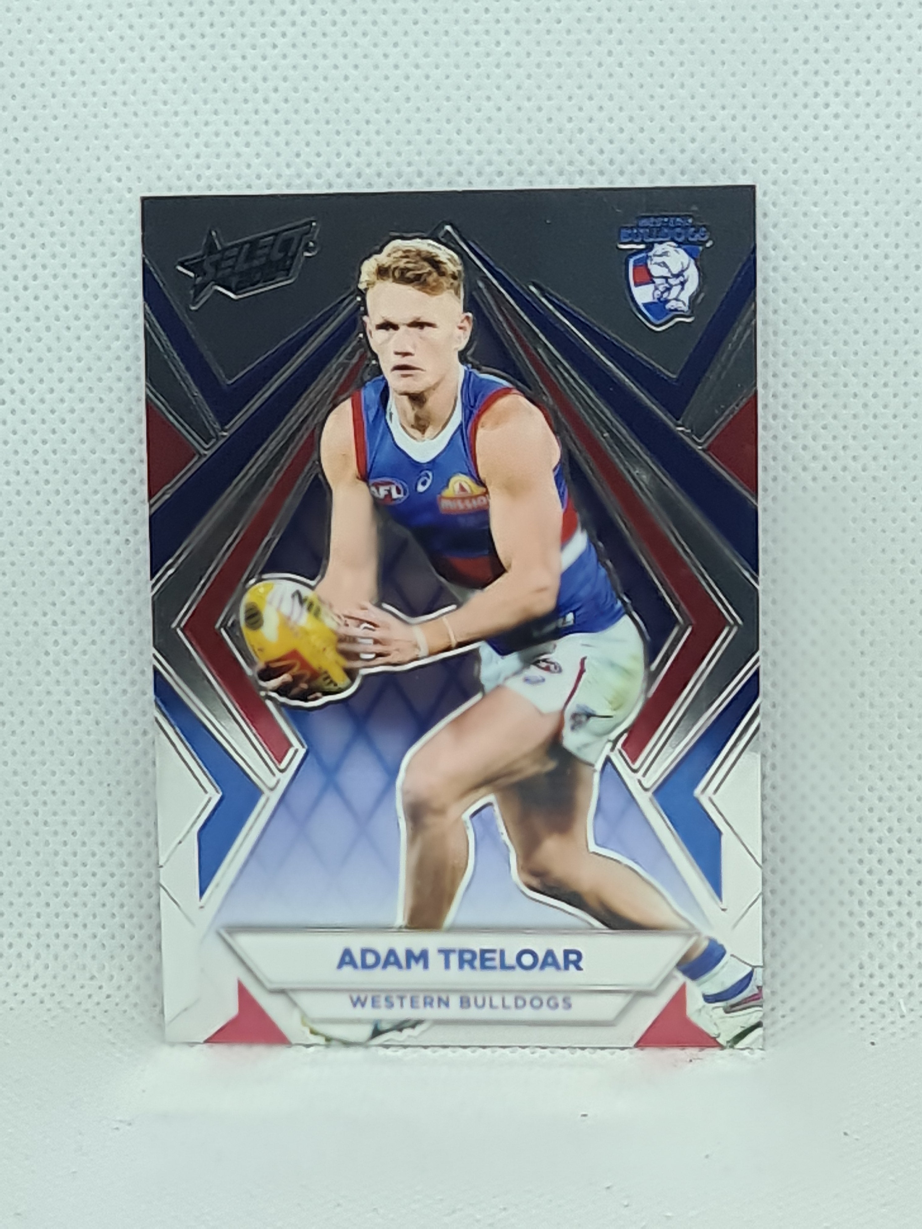 2024 Footy Stars - Luminous Base - L178 - A. Treloar