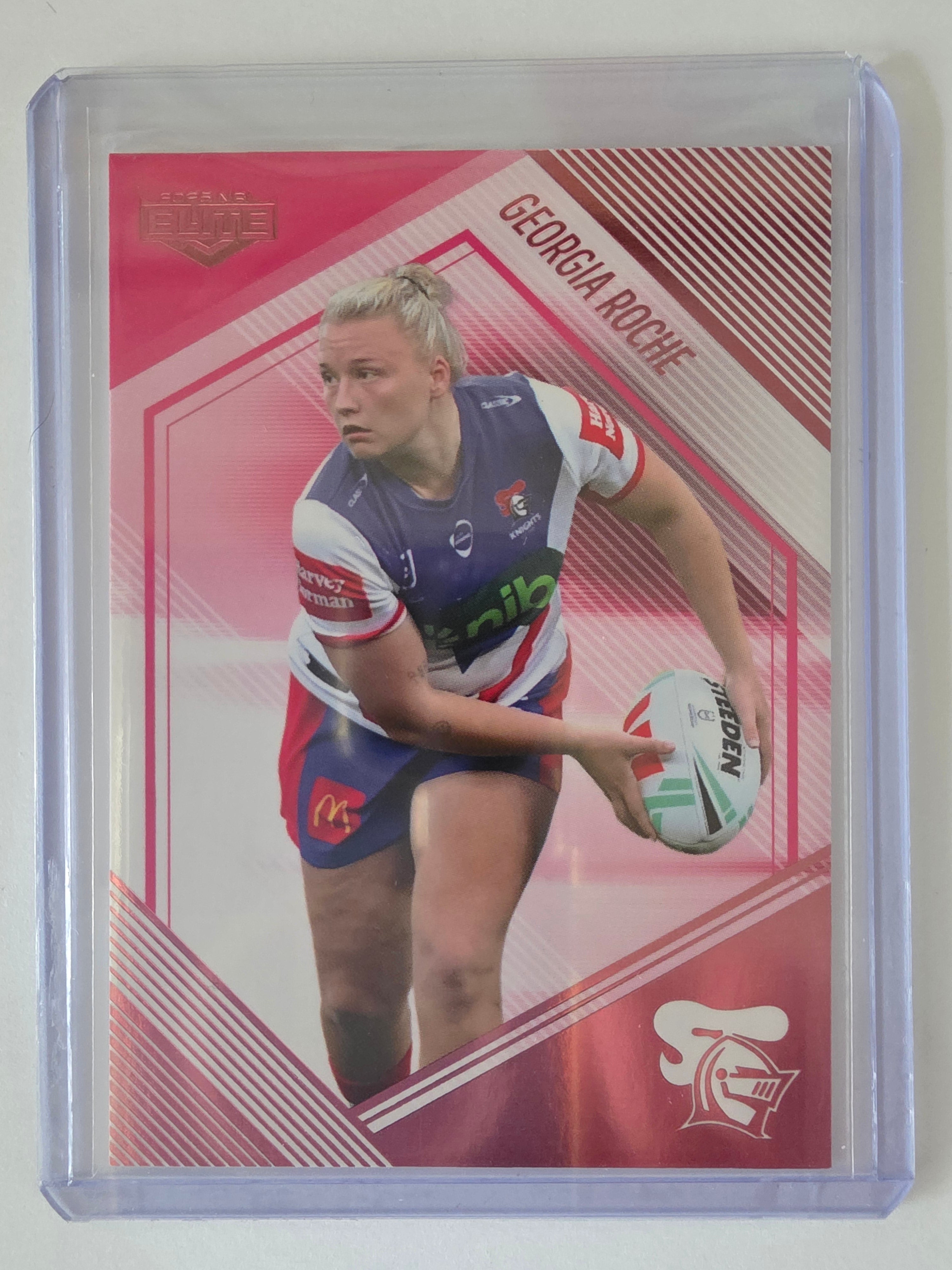 NRL 2025 Elite | Mojo Pink Diamond | #PD28 | Georgia Roche | #20/68 | Knights