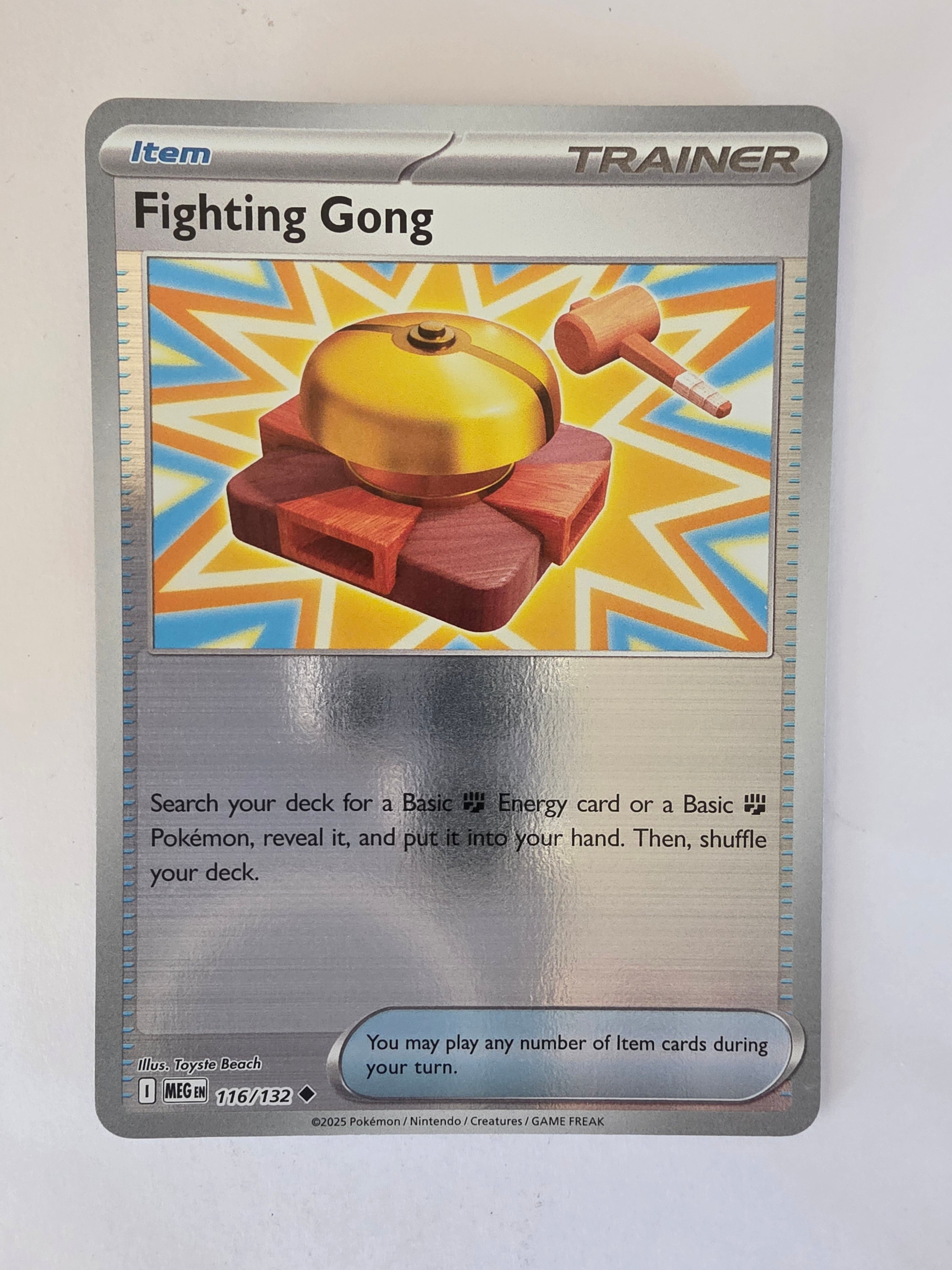 Pokémon trading card featuring a Fighting Gong trainer on a white background