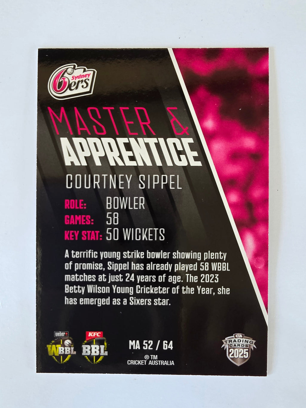 2025/26 Cricket Traders | Master & Apprentice | #MA52 | Courtney Sippel | Sixers