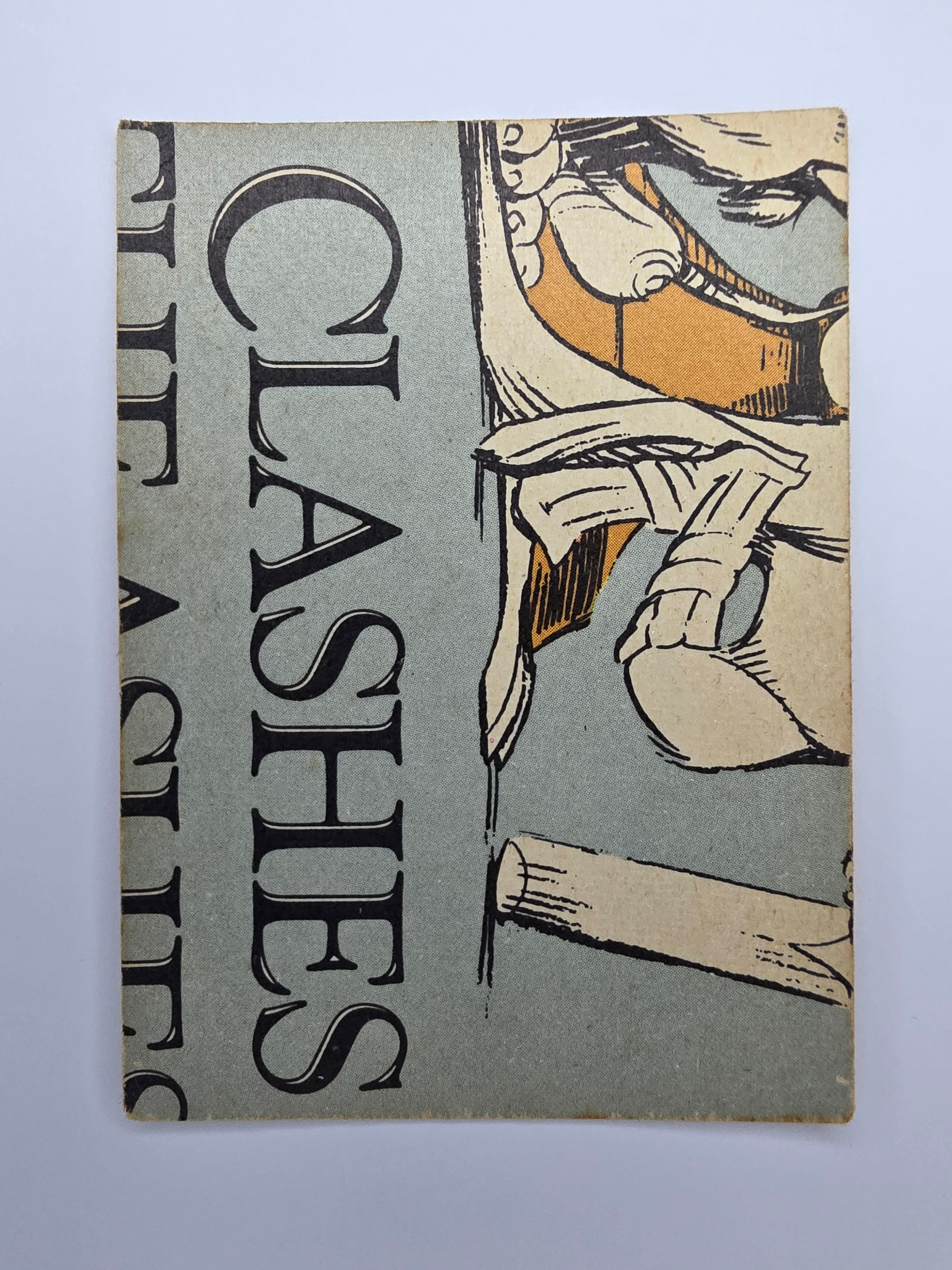 Scanlens 1986 The Clashes for the Ashes cricket trading card featuring Martyn Moxon batting for England.
