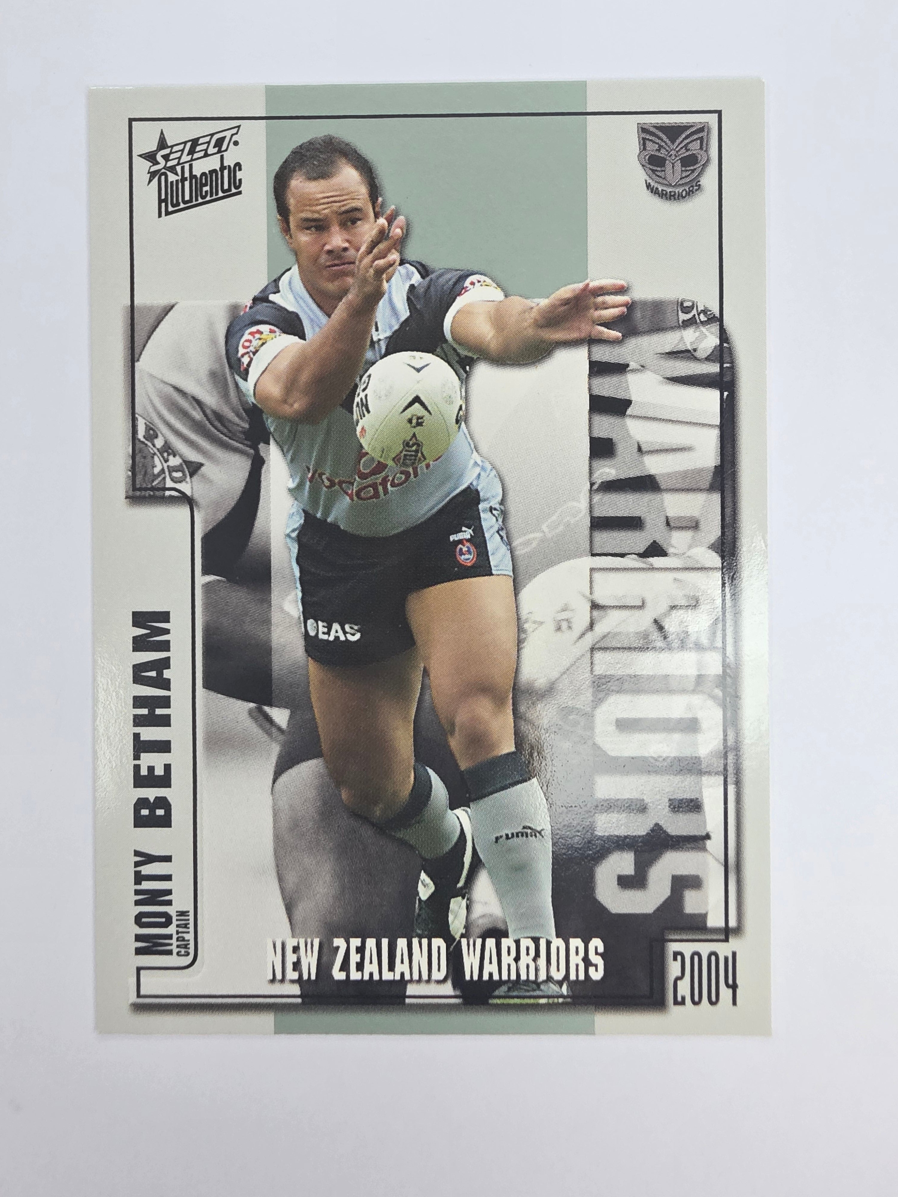 NRL 2004 Authentic Base Card #160 Monty Betham New Zealand Warriors