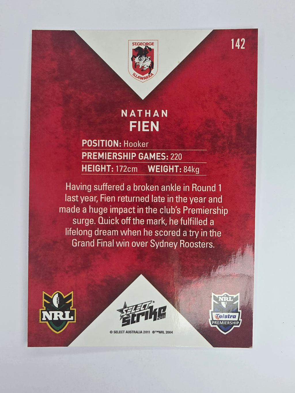 NRL 2011 Strike Base Card #142 Nathan Fien St George Illawarra Dragons