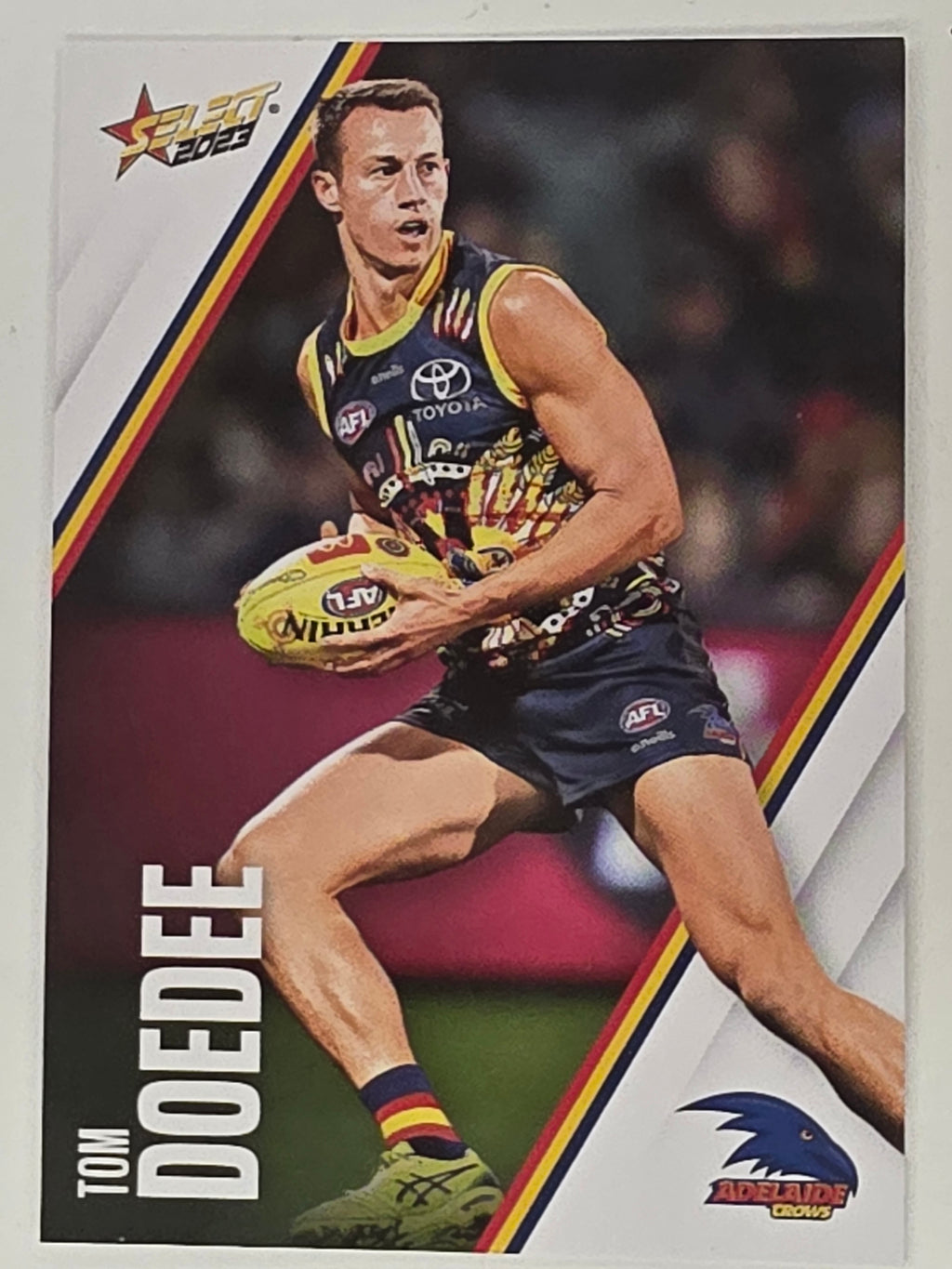 AFL 2023 Footy Stars Base Card #004 Tom Doedee Adelaide Crows
