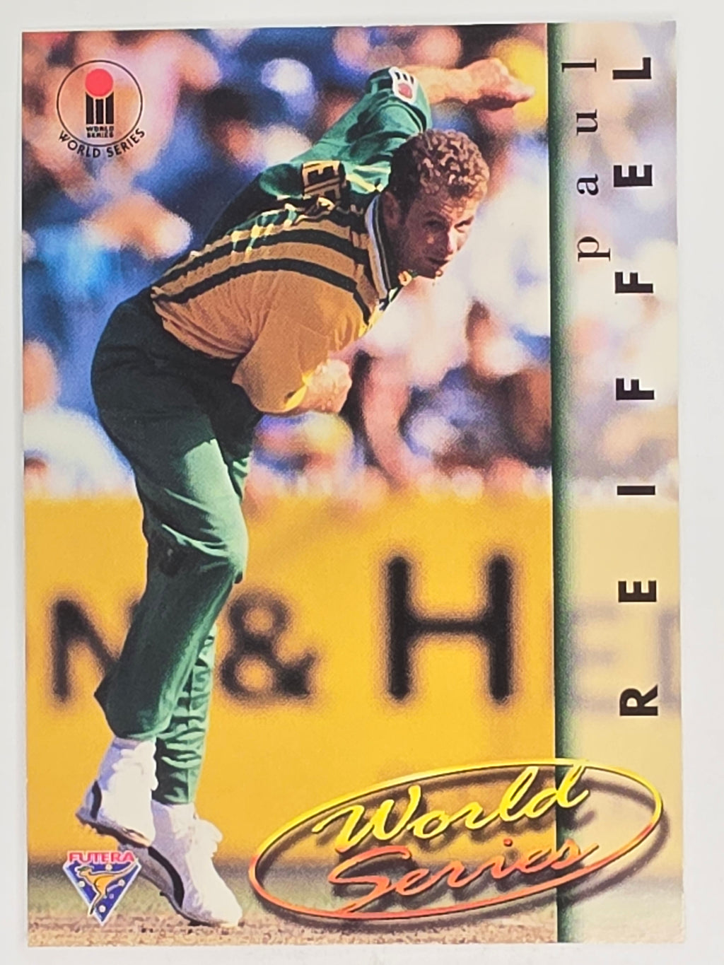 1995-96 Futera Cricket | #022 Paul Reiffel | Australian Men