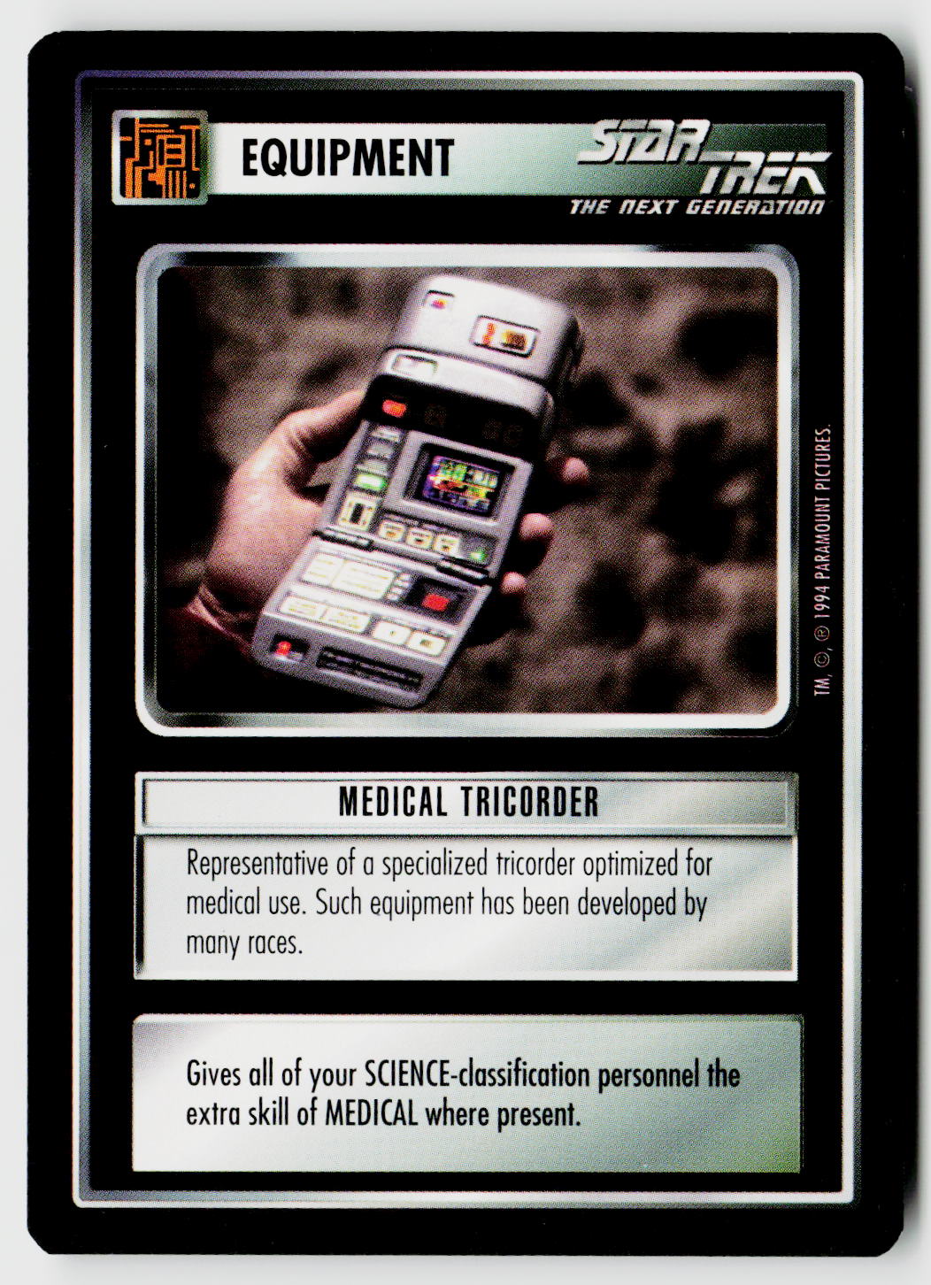 Star Trek The Next Generation | 1E Premiere Black Border | Medical Tricorder | Common