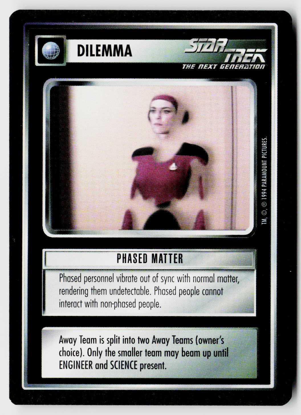 Star Trek The Next Generation | 1E Premiere Black Border | Phased Matter | Common