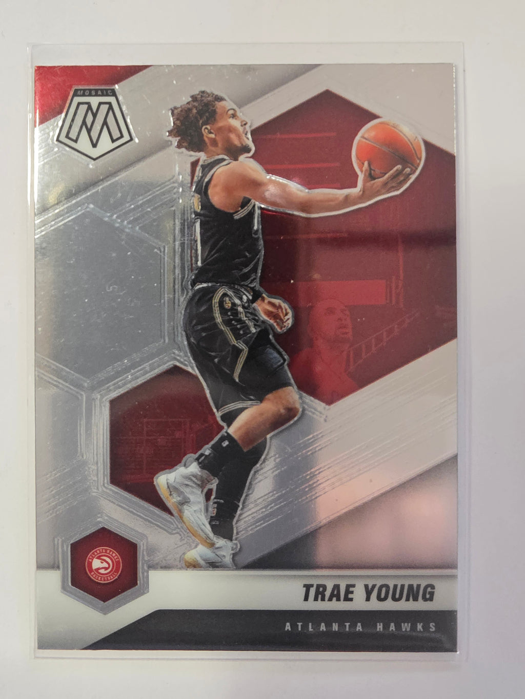 2020-21 Panini Mosaic | Base Card | #18 | Trae Young | Atlanta Hawks