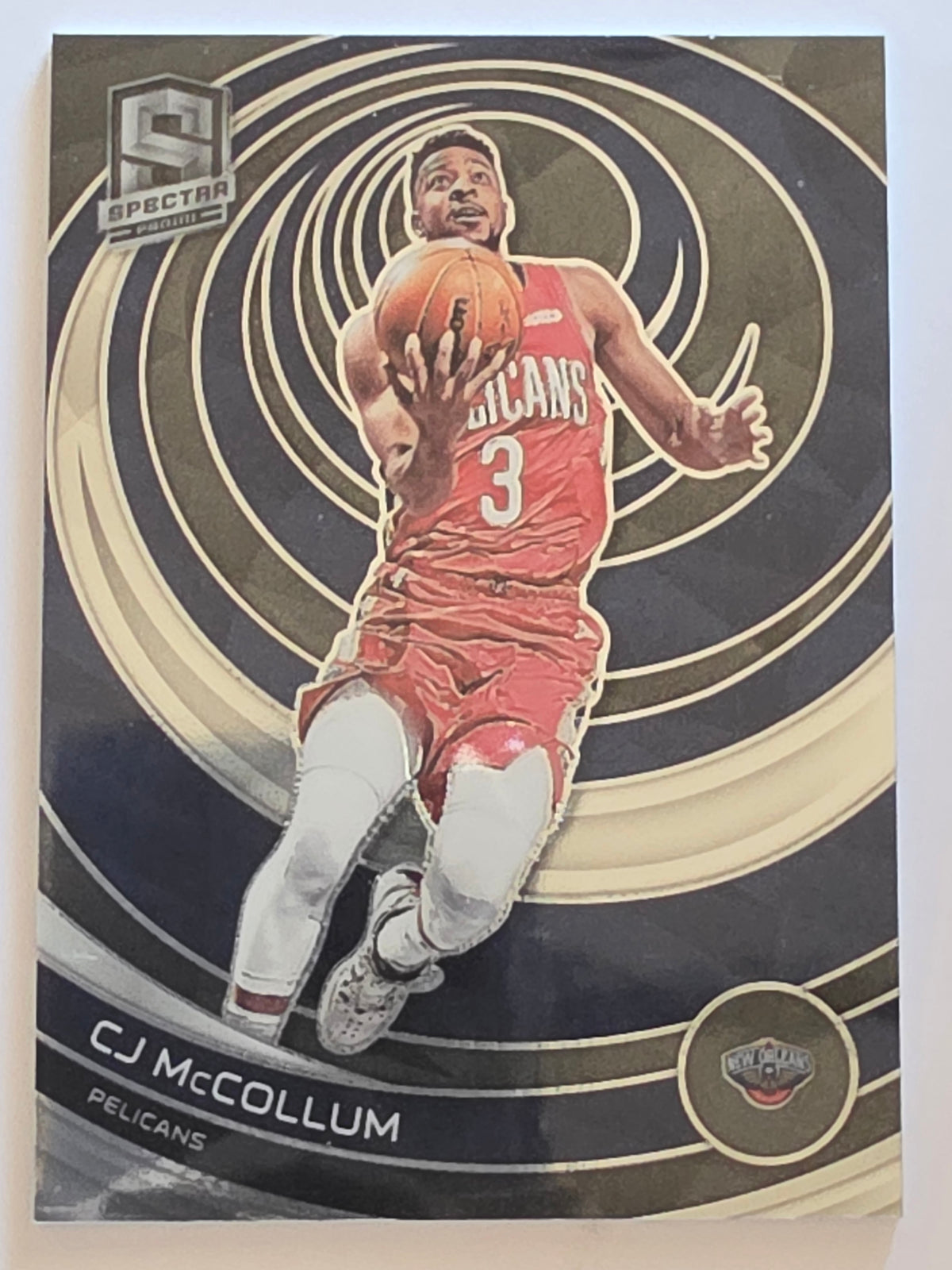 2022-23 Panini Spectra | Base | #33 | CJ McCollum | New Orleans Pelicans