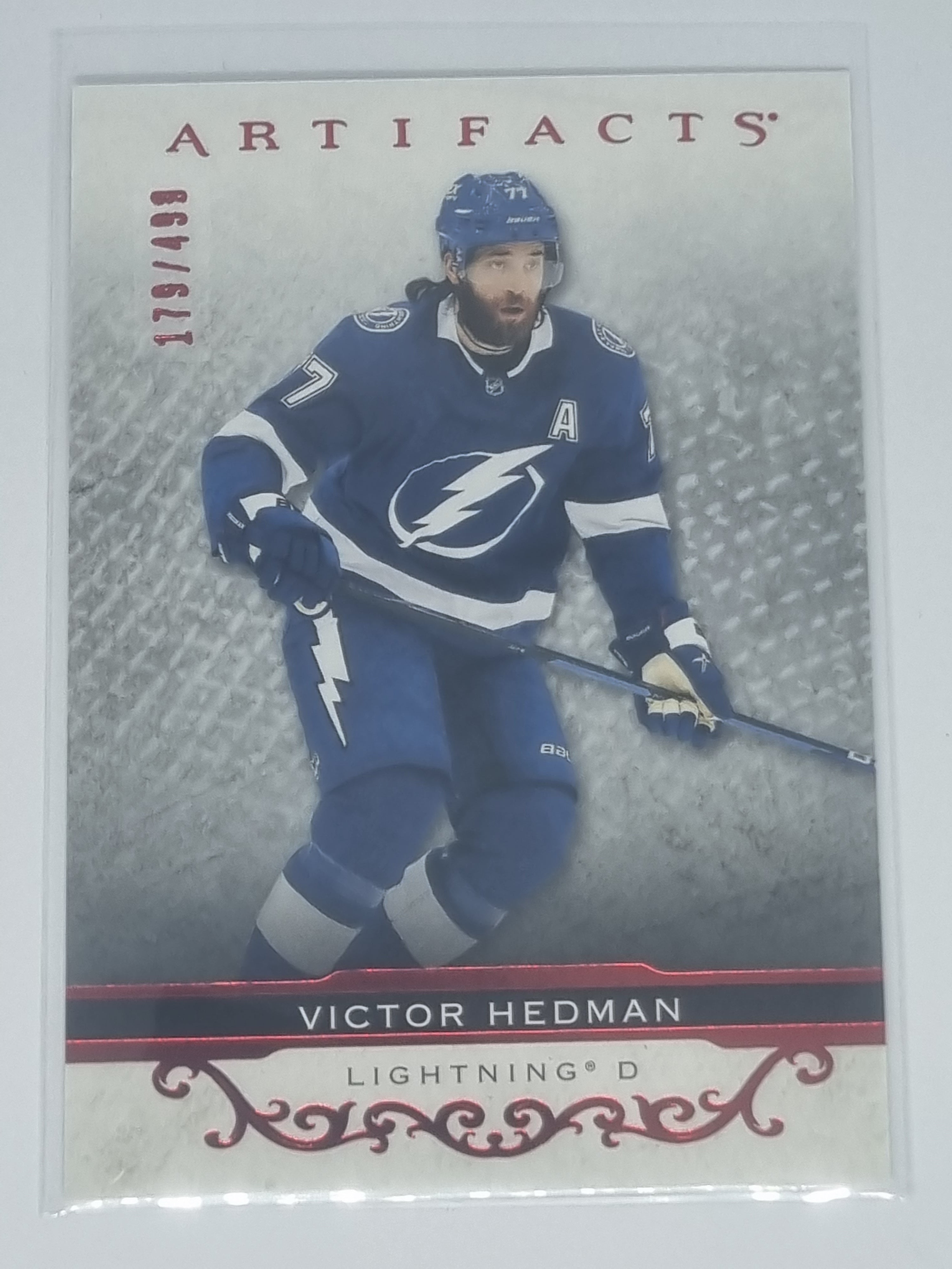 2021-22 Hockey Artifacts - #143 - Victor Hedman - Lightning - Ruby Parallel /499