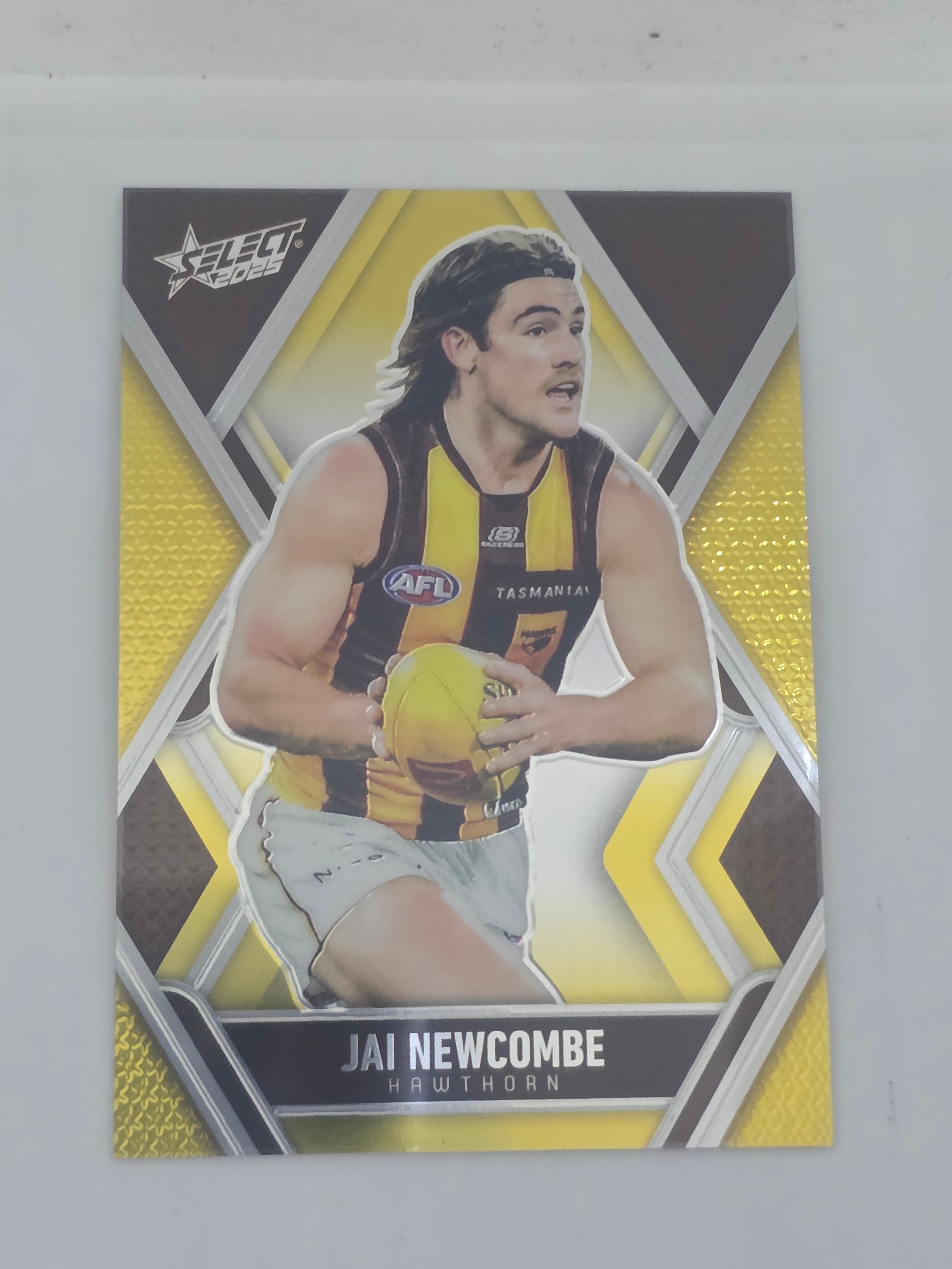 AFL Footy Stars 2025 | Luminous Base | #L106 | J. Newcombe | Hawthorn
