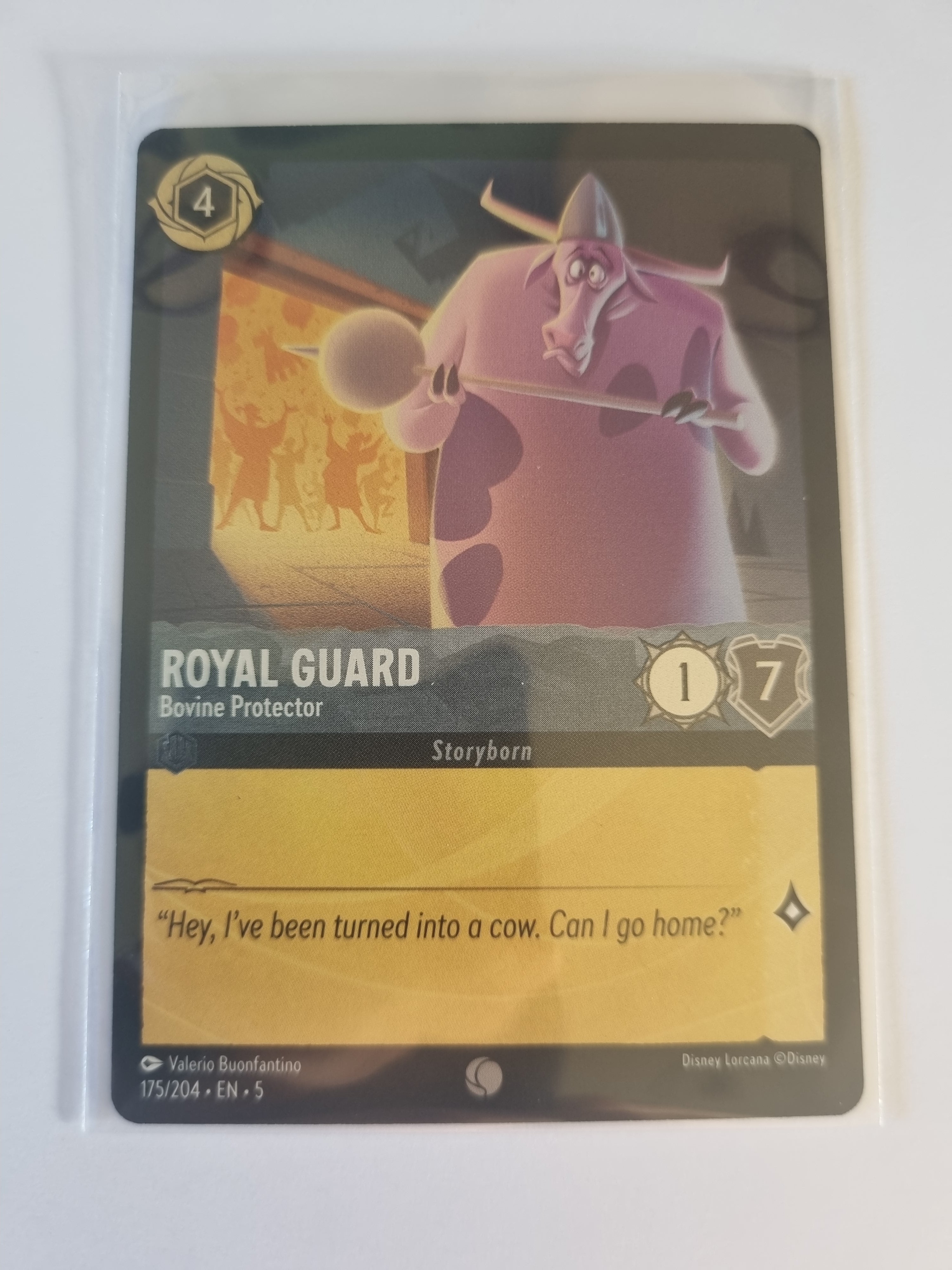 Shimmering Skies - Coldfoil - Royal Guard - Bovine Protector - 175/204 - Common