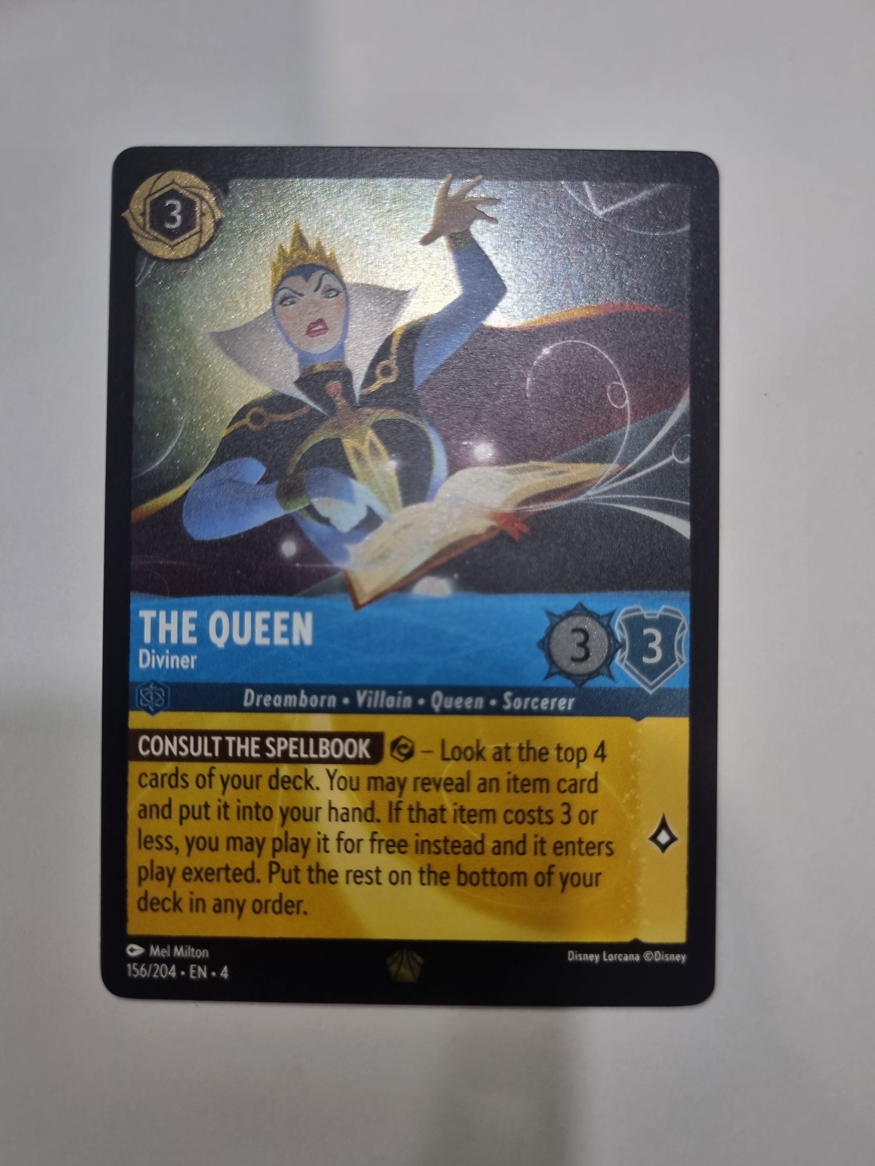 Ursula's Return - Coldfoil - The Queen - Diviner - 156/204 - Legendary
