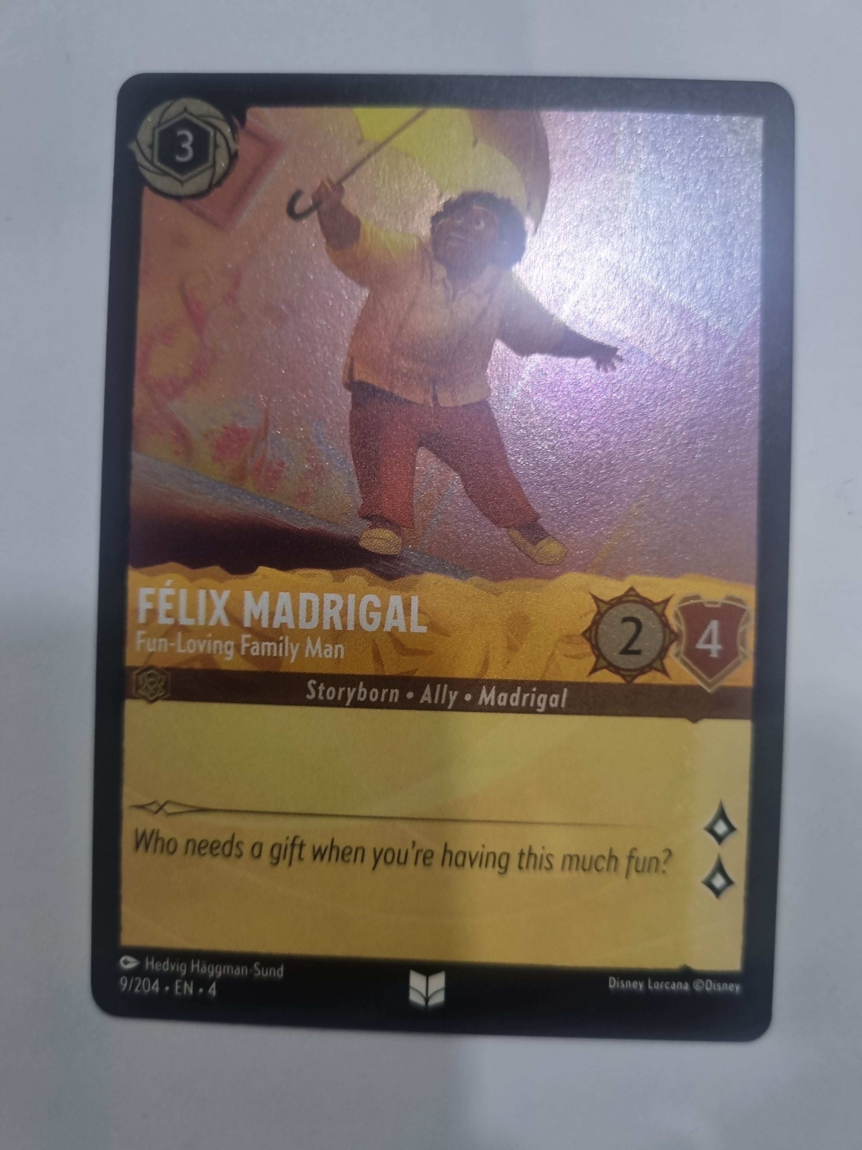 Ursula's Return - Coldfoil - Félix Madrigal - Fun-Loving Family Man - 9/204 Uncommon