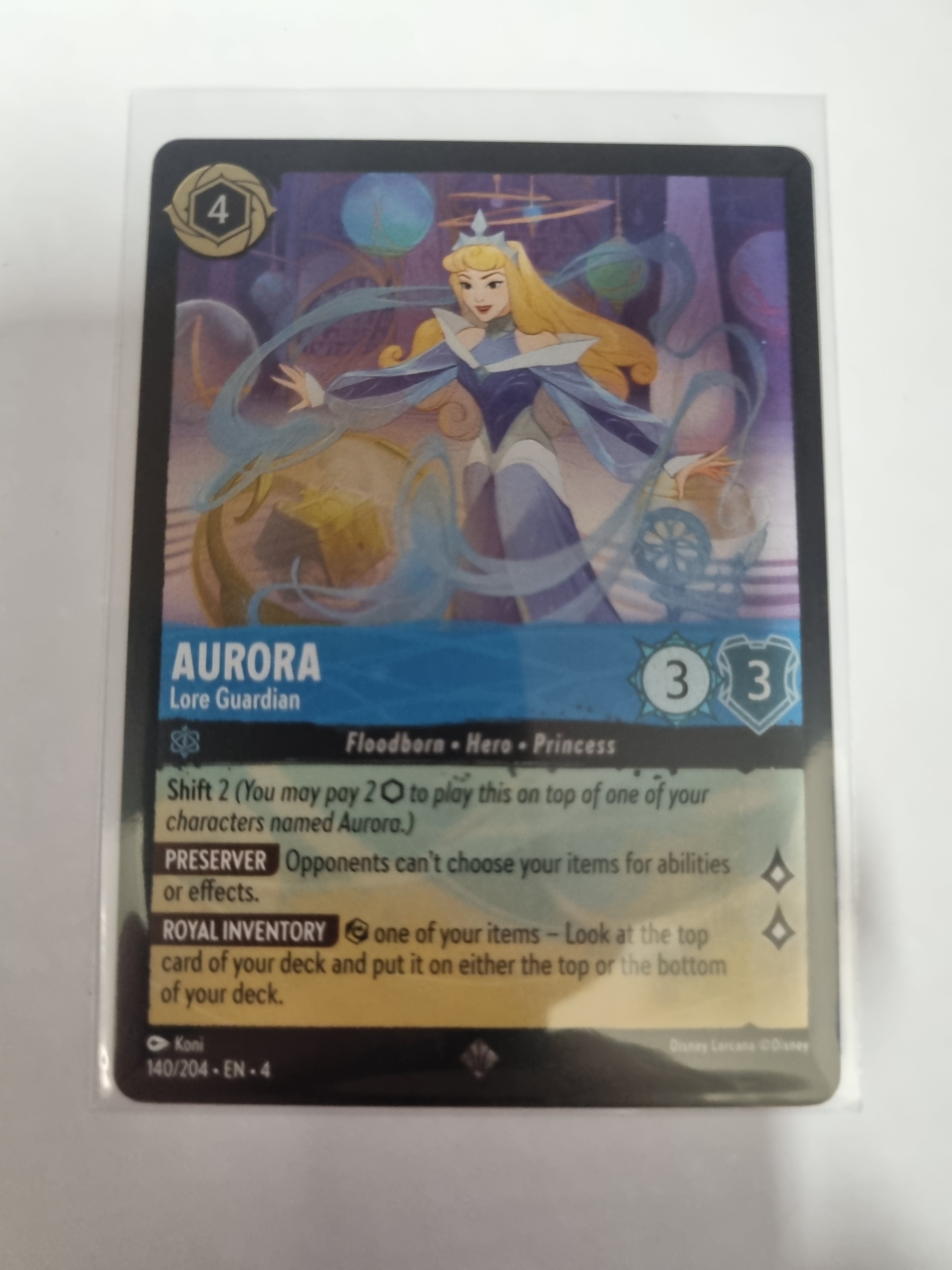 Ursula's Return - Coldfoil - Aurora - Lore Guardian - 140/204 - Super Rare