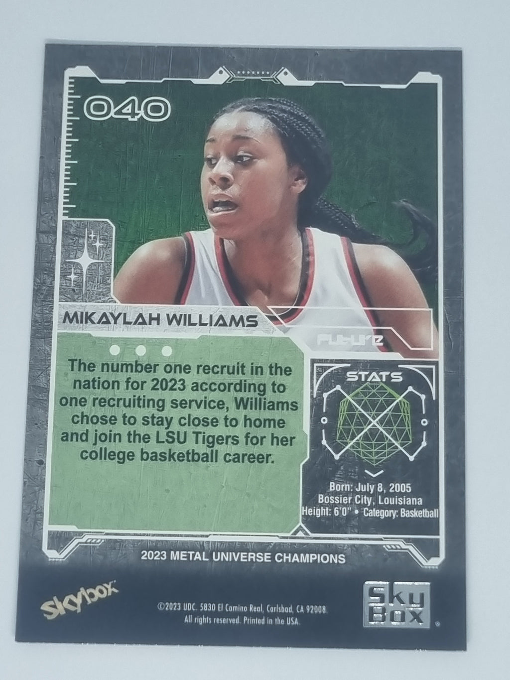 2023 Skybox Metal Universe Champions - #040 - Mikaylah Williams