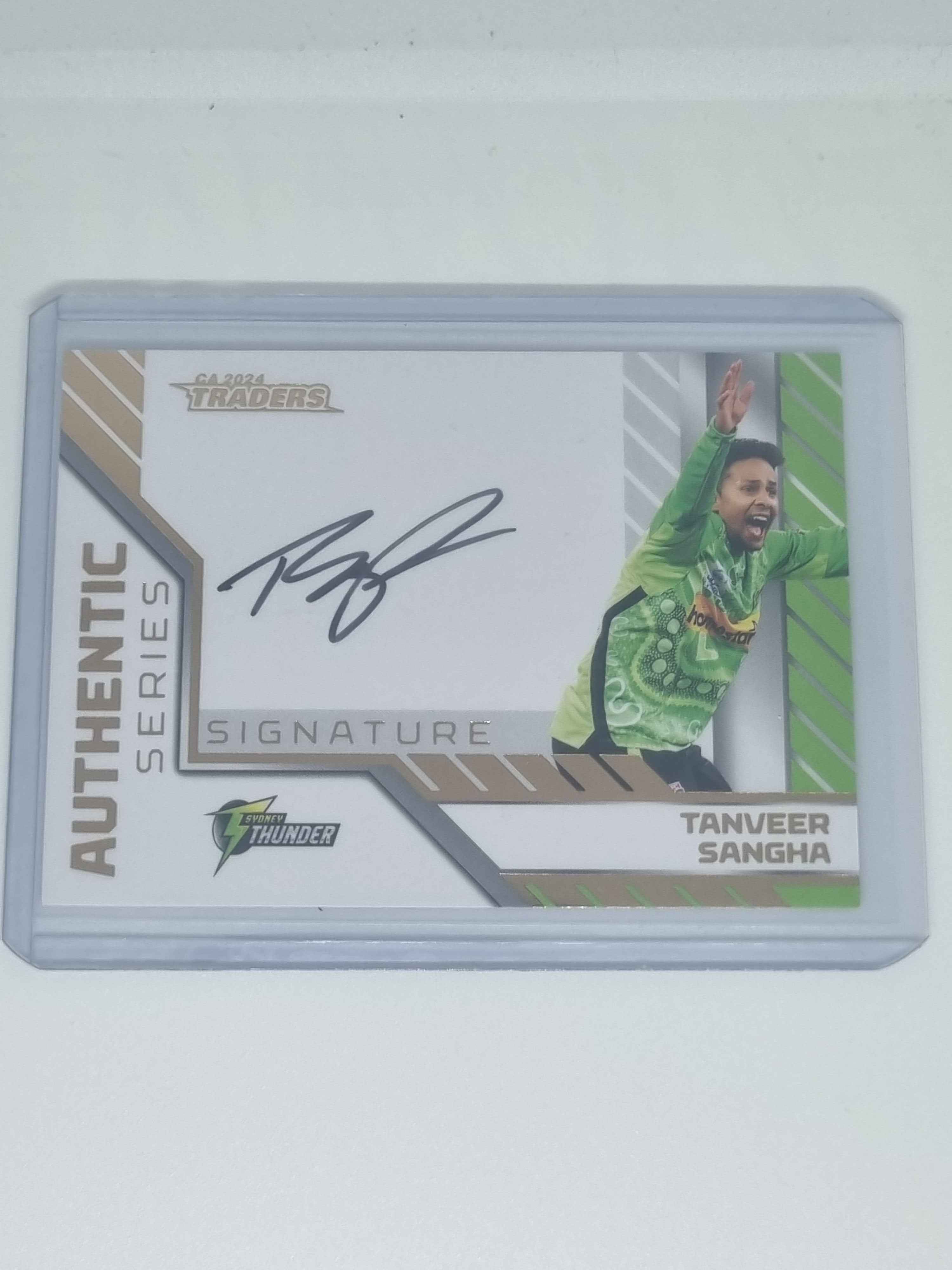 24-25 LUXE Cricket Authentics Signature White #ASW10 Tanveer Sangha #085/100