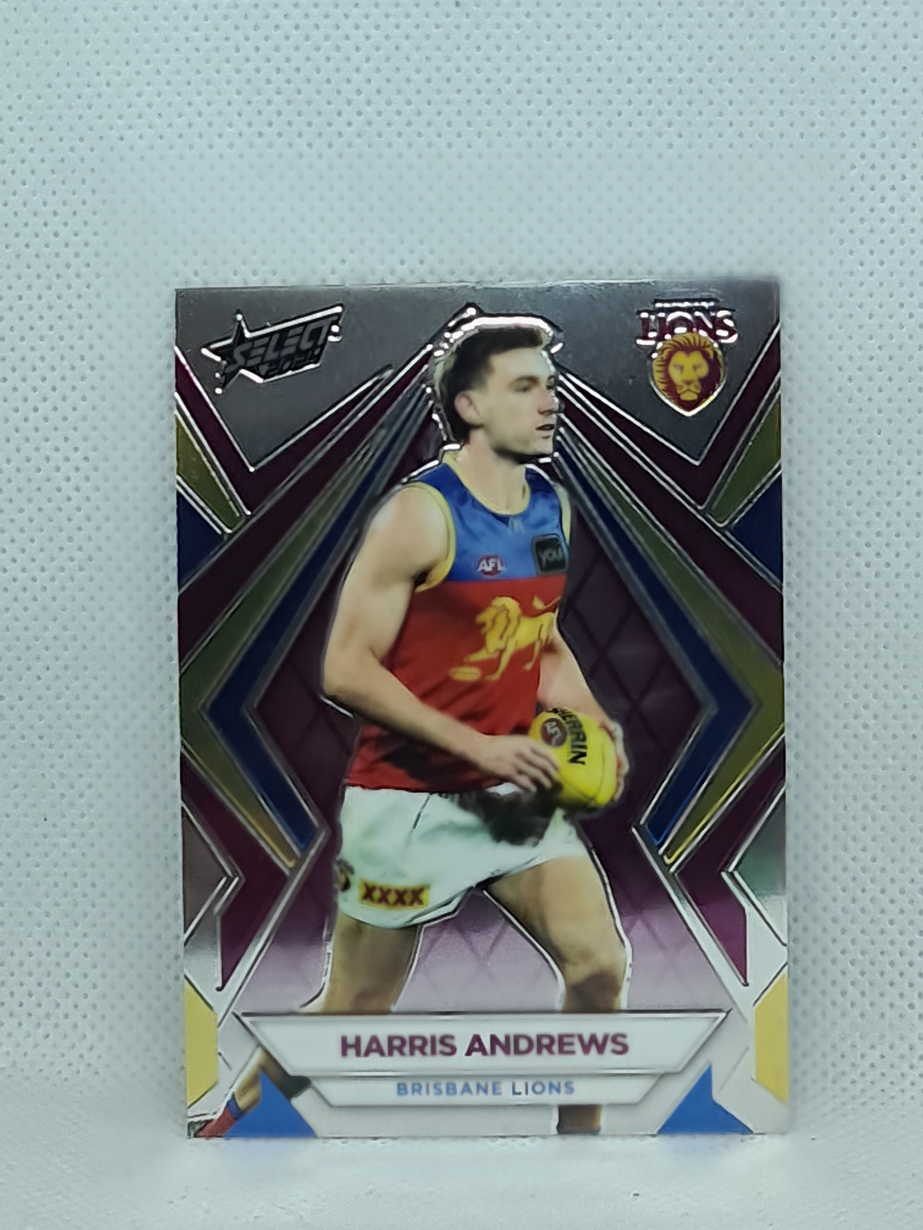 2024 Footy Stars - Luminous Base - L11 - H. Andrews